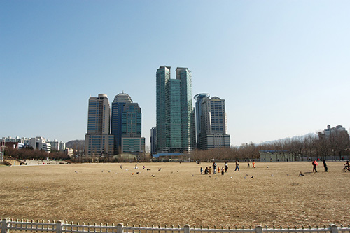 企業(yè)營業(yè)執(zhí)照年檢要提供什么資料，營業(yè)執(zhí)照年檢需要注意什么事項